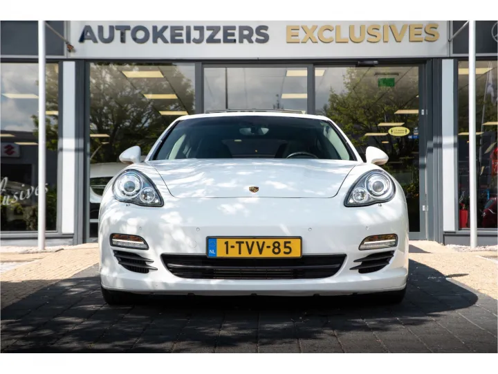 Porsche Panamera 3.0 D Leer Navi Clima Schuifdak 22'' LM  Image 2