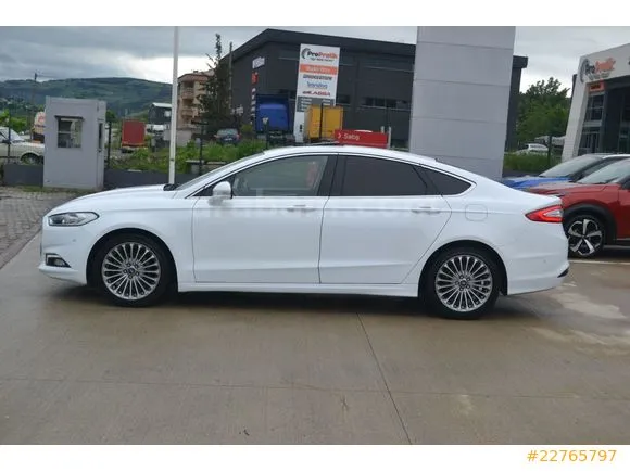 Ford Mondeo 1.6 TDCi Titanium Image 7